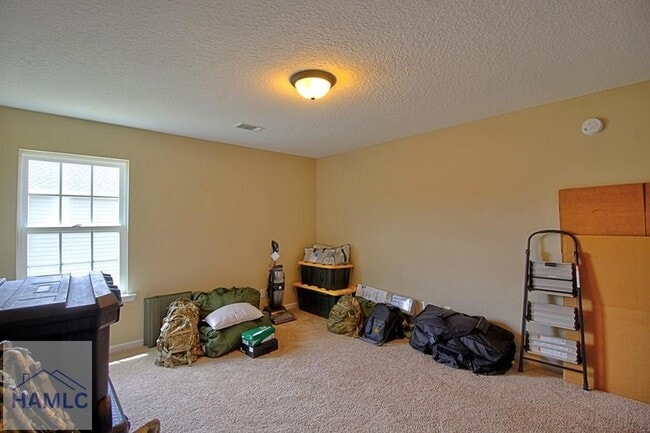 Building Photo - 248 Sawmill Rd