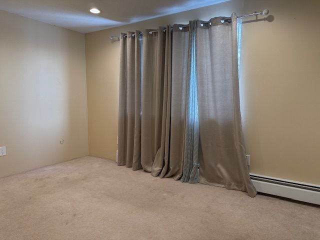 Building Photo - 2 Lancelot Court