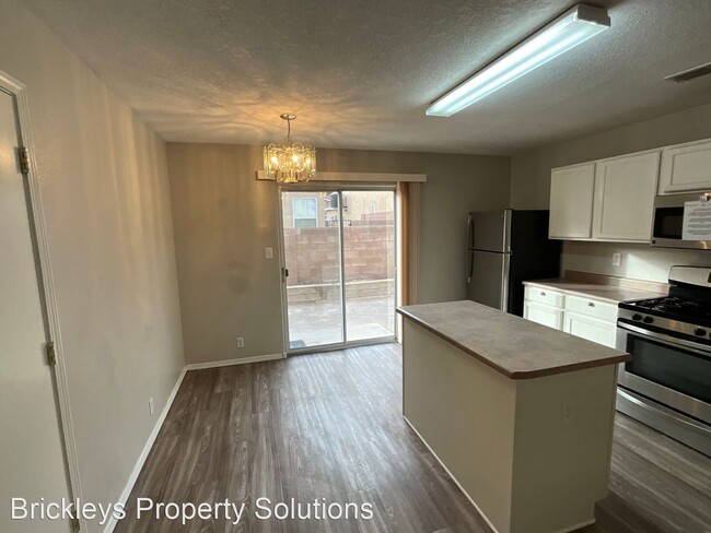 Building Photo - 3 br, 2 bath House - 5820 Night Shadow Ave NW