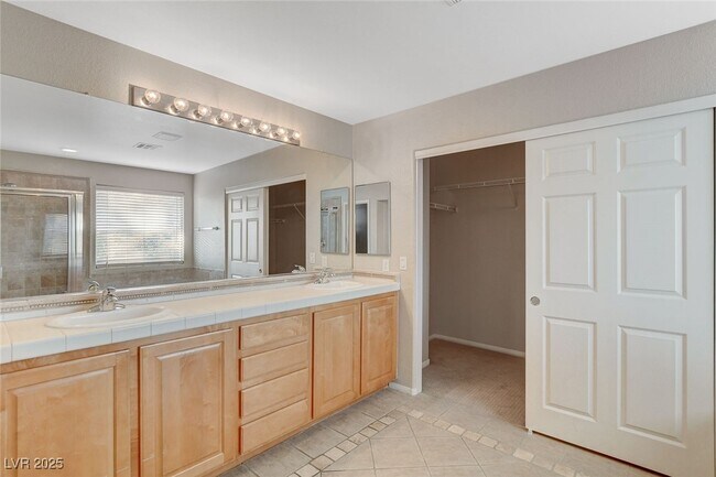 Building Photo - 1289 Corista Dr