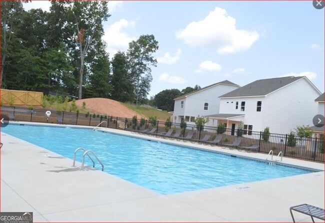 Building Photo - 5056 Silver Fox Trl