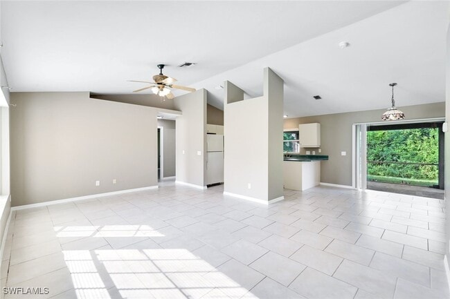 Building Photo - 8072 Cypress Dr S