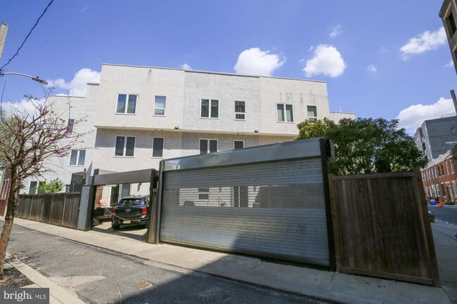 Building Photo - 1504 Earl St