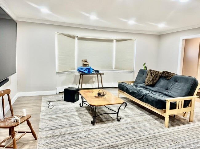 Building Photo - 107 Fairview Ave