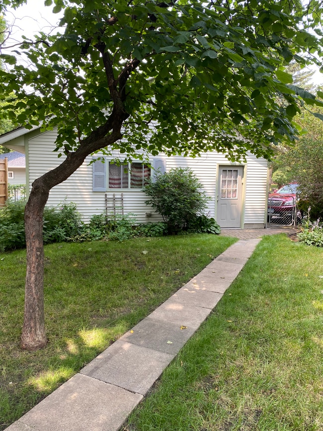 Building Photo - 1508 N Broad St