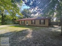 Building Photo - 1007 Live Oak Dr