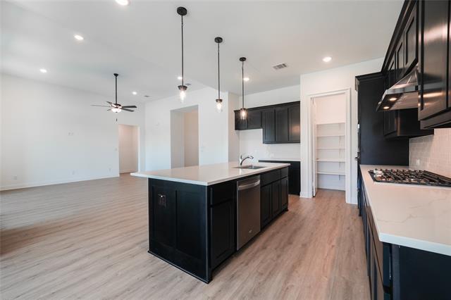 Building Photo - 4304 Glen Rose St