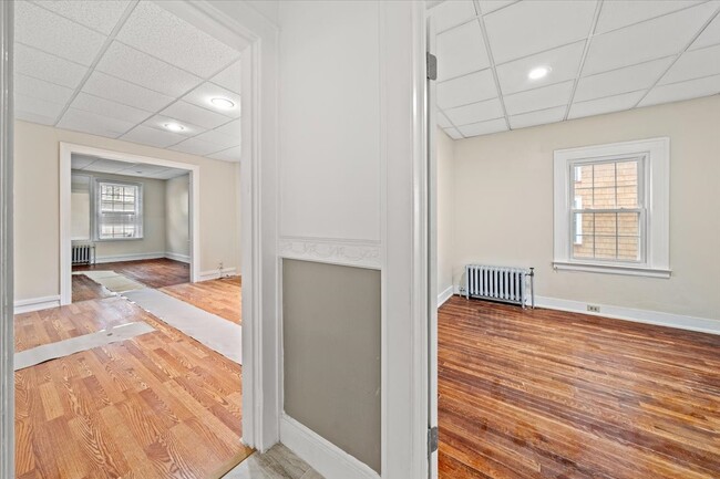 Building Photo - 26 Doubleday St