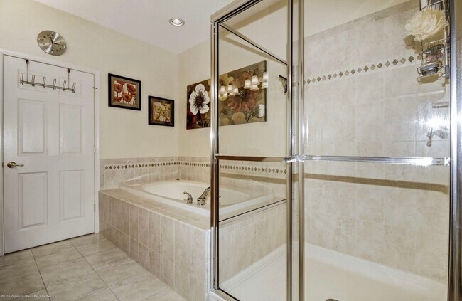 Building Photo - 22 Cooper Ave