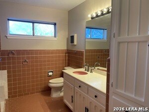 Building Photo - 126 Clubhill