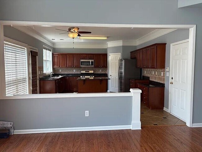 Building Photo - 8105 Cavendish Pl
