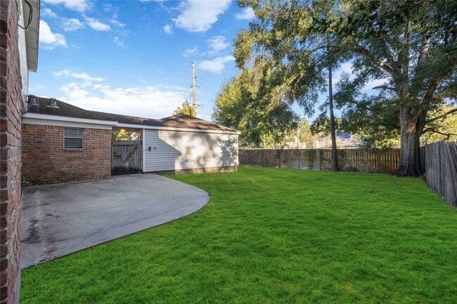 Building Photo - 5411 Mossy Timbers Dr