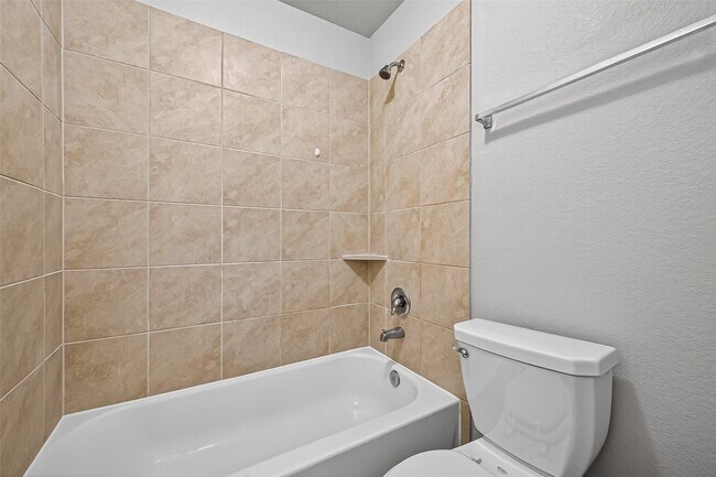 Building Photo - 17227 Quiet Song Ct
