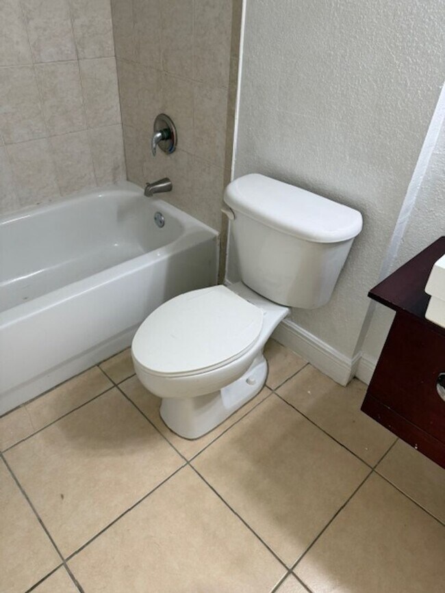 Building Photo - Gorgeous Sunset views. 2 bedroom 2 bath condo