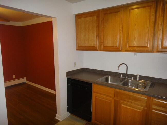 Building Photo - 1249 Island Dr