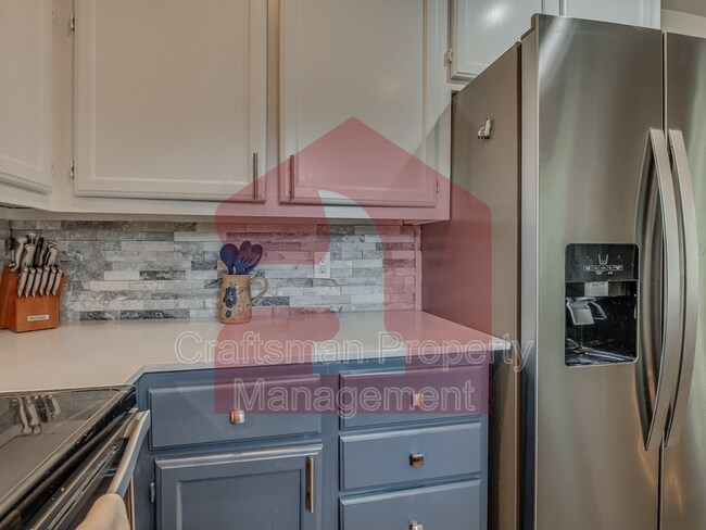 Building Photo - 2024 NW 45th St