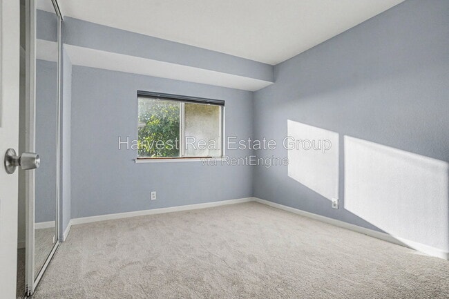 Building Photo - 148 Anderly Ct