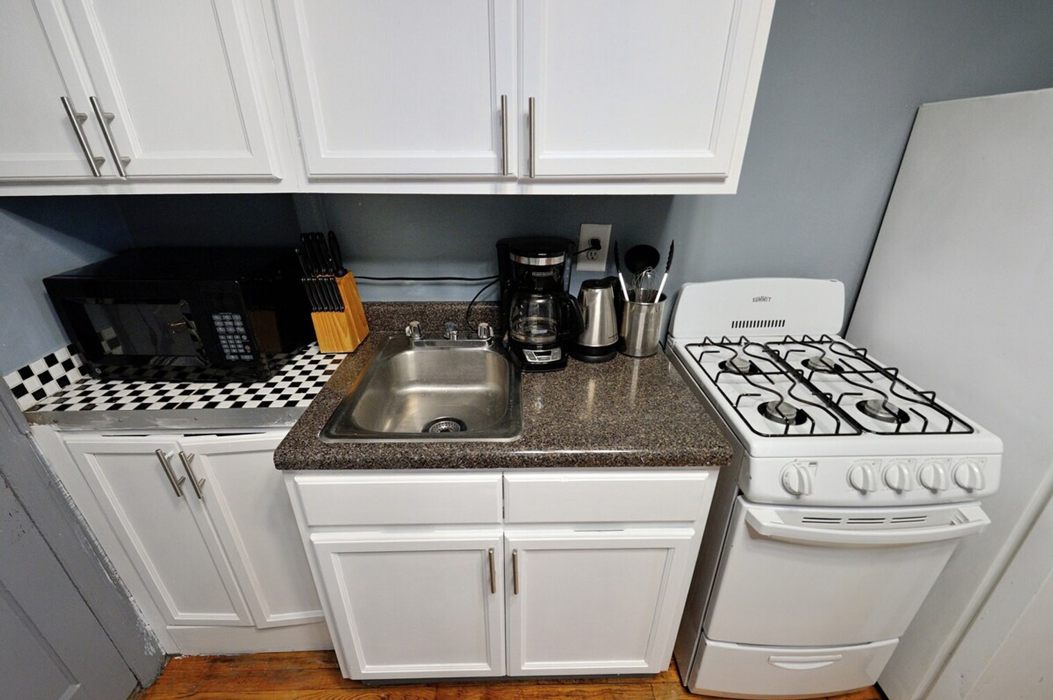 Building Photo - 173 E 91st St