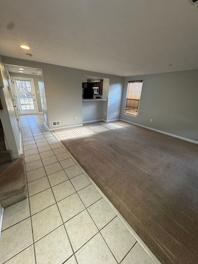 Building Photo - 962 Gainsborough Ct