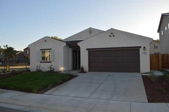 Building Photo - 573 Bedfordshire Dr