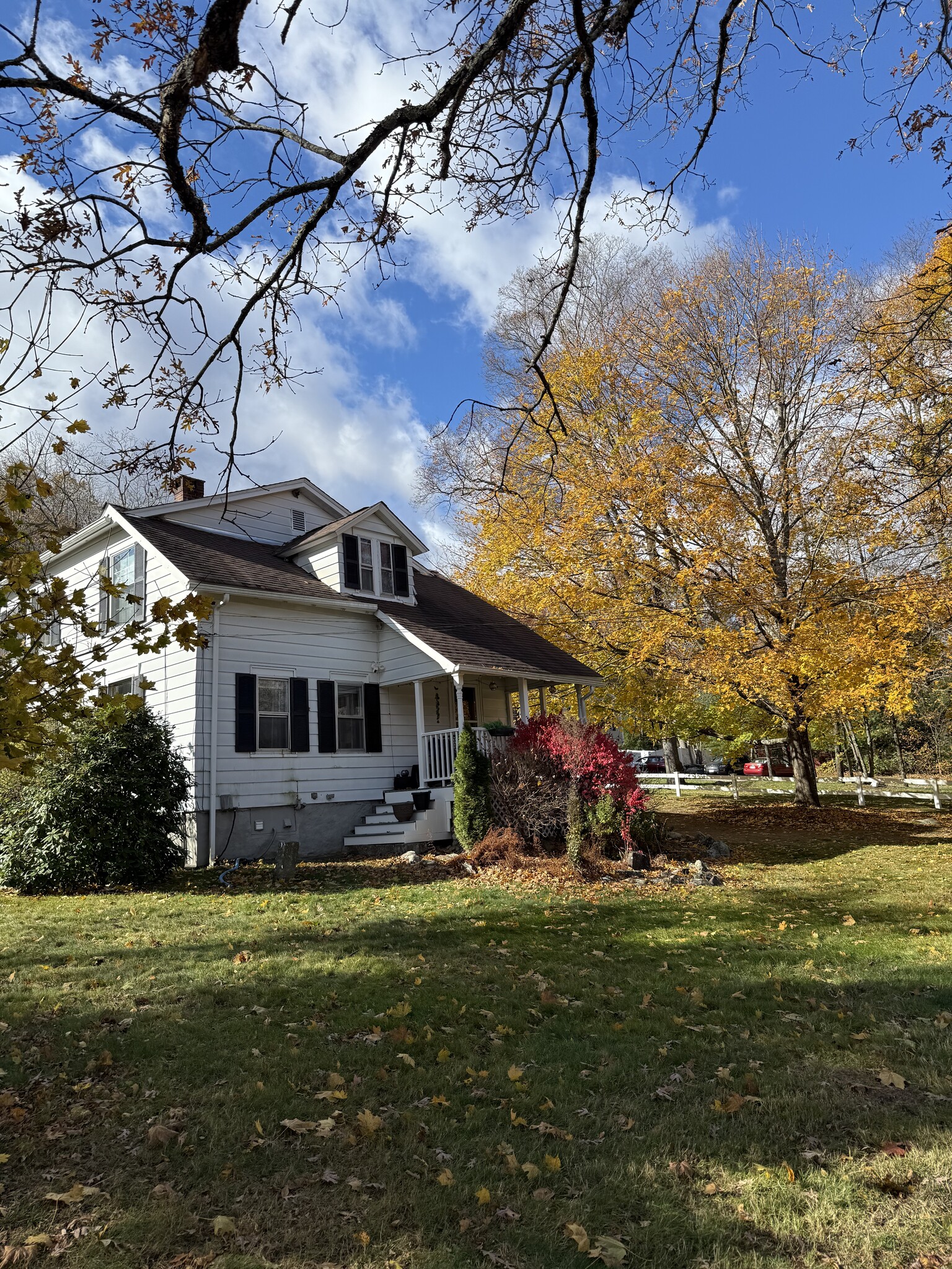 Building Photo - 248 Douglas Pike