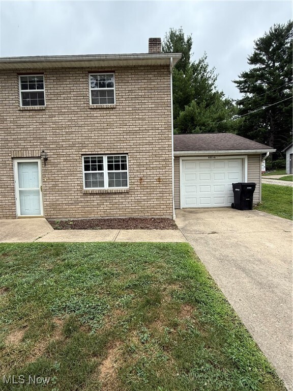 Primary Photo - 631 Orchard Hill Rd