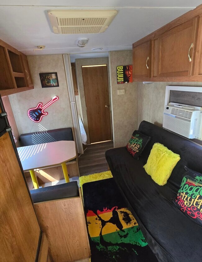 Building Photo - 15634 SW 41st Street Rd