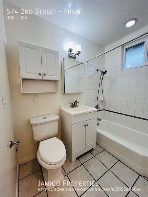 Building Photo - 574 2nd St