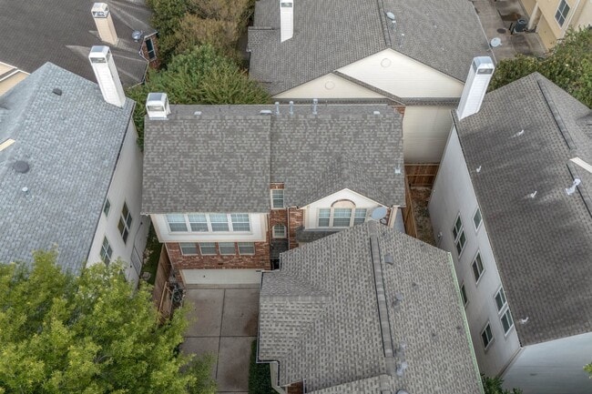 Building Photo - 1315 Anita St