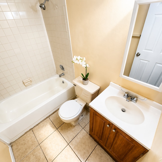 Building Photo - Welcome to the Waterside Community Condo — your opportunity to stop renting and start owning in T...