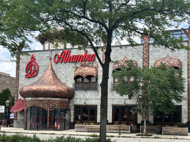 Building Photo - 1314 W Randolph St