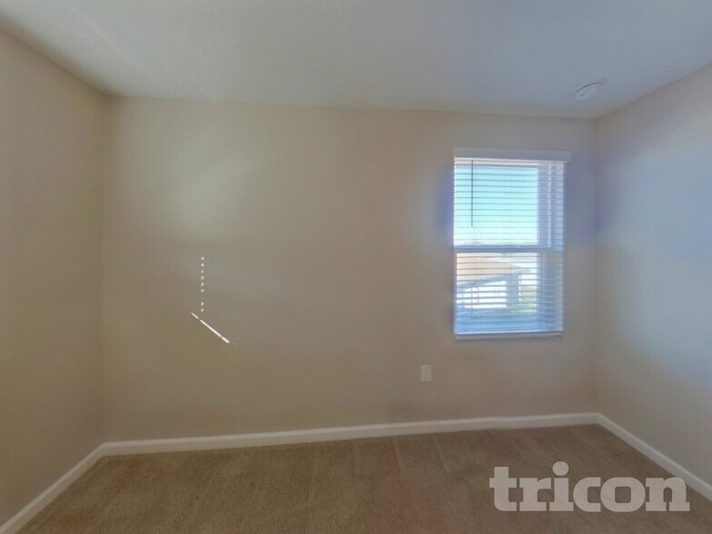 Building Photo - 201 Sangmon Ct