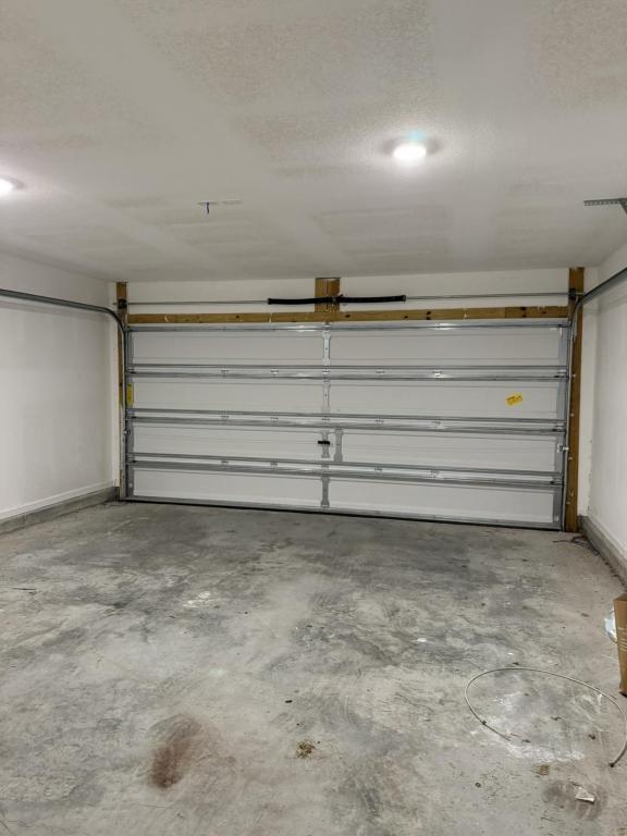 Building Photo - 125 Red Bay Rd