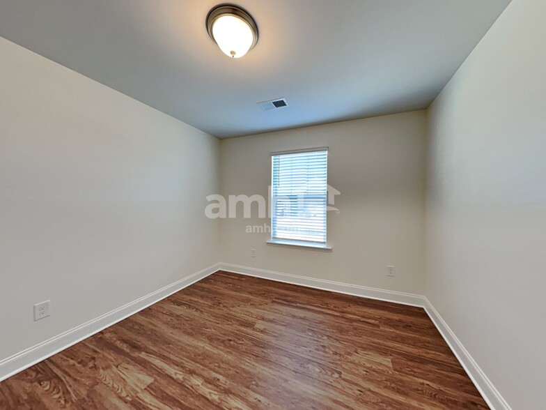 Building Photo - 3807 Kindness Wy