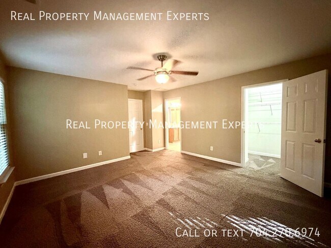 Building Photo - 13604 Toka Ct