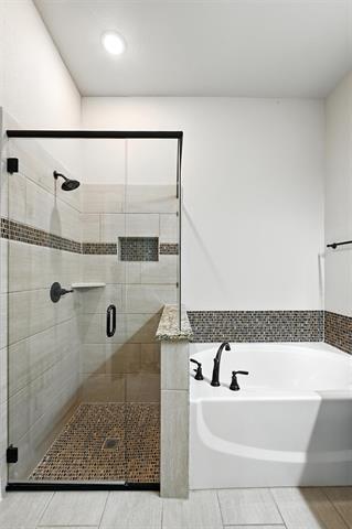Building Photo - 3829 Honey Grove Dr