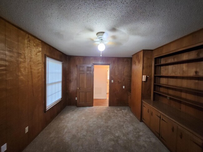 Building Photo - 3602 Nassau Dr