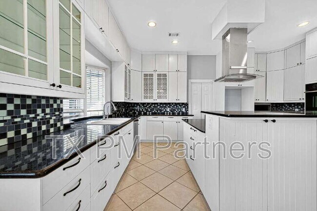 Building Photo - 13819 Lakeview Meadow Dr