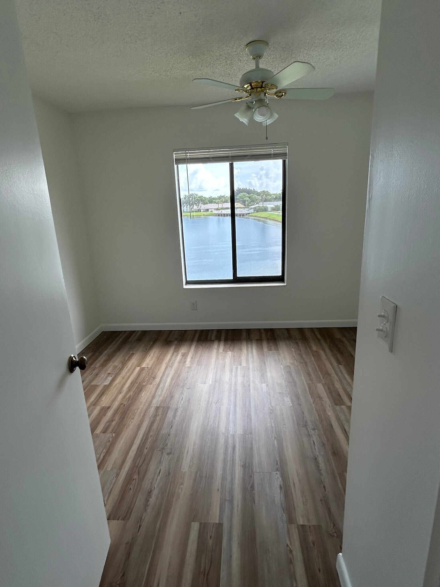 Second bedroom - 1004 Green Pine Blvd