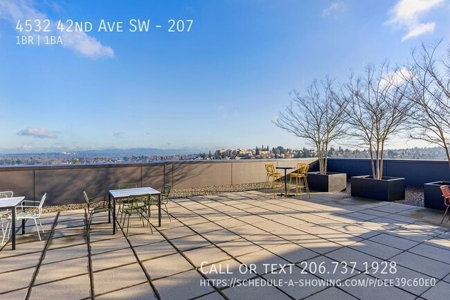 Building Photo - 4532 42nd Ave SW