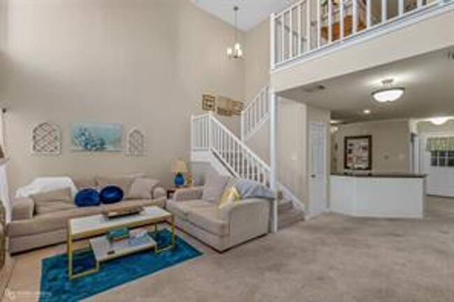 Building Photo - North Bossier Townhouse