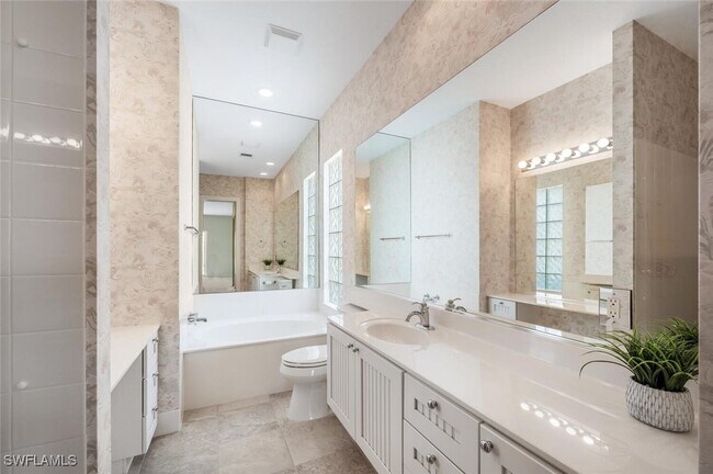 Building Photo - 8511 Alessandria Ct