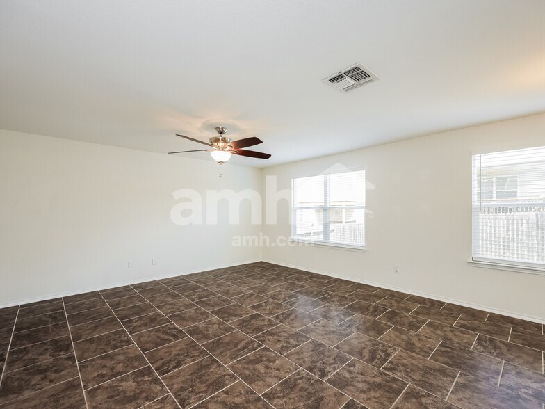 Building Photo - 11703 Clamoun Cir