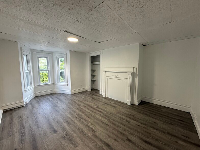 Building Photo - 118 Nobles Ln