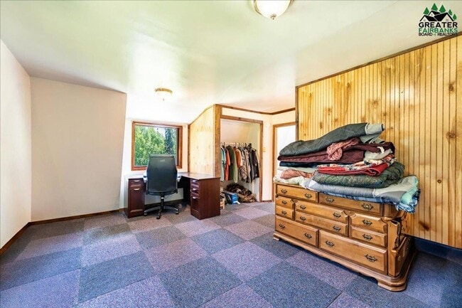 Building Photo - Century 21 Gold Rush - 2 bed, 1 bath (Fairbanks)