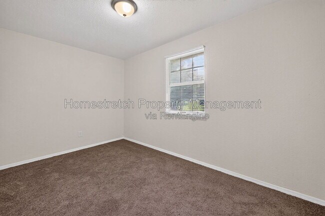 Building Photo - 6 Amelia Dr