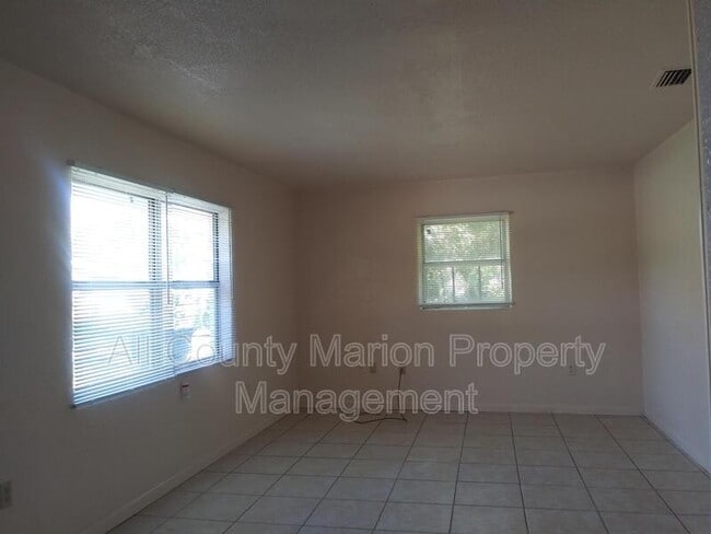 Building Photo - 2026 NW 14th St