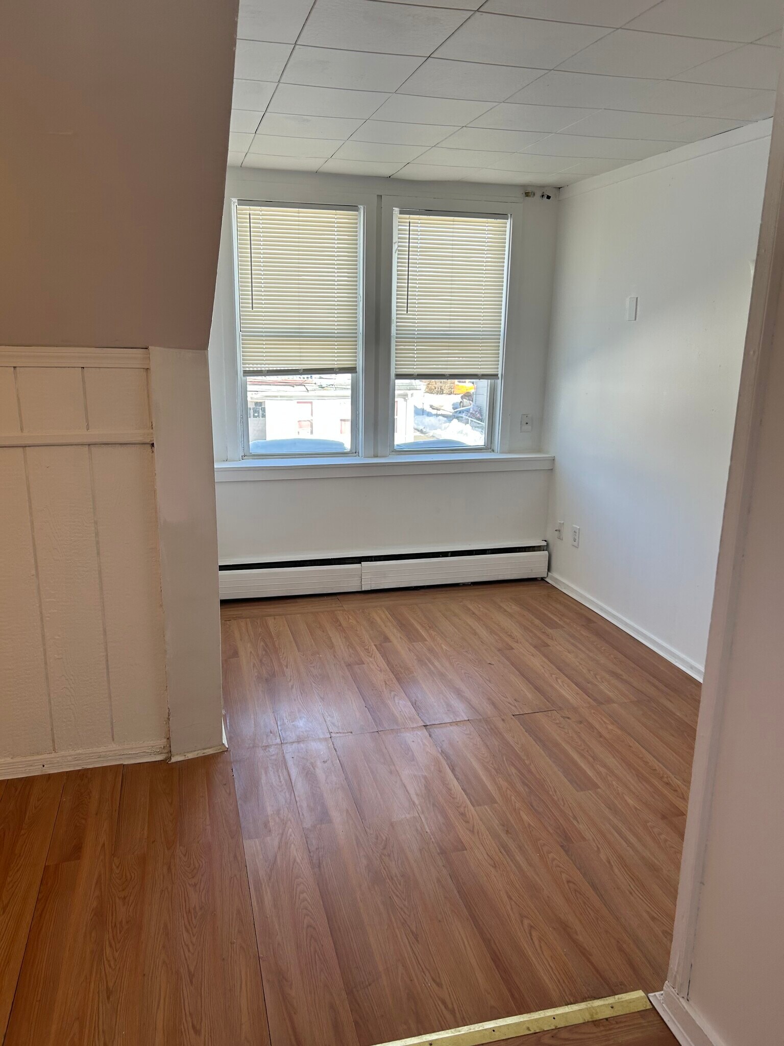 Building Photo - 9 Cherry St