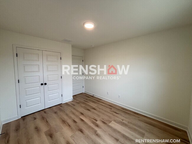 Building Photo - 6522 John Hamilton Wy E