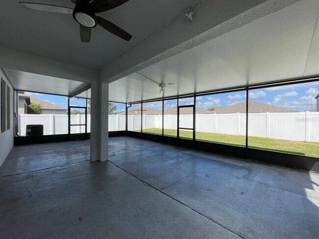 Building Photo - 13339 Orca Sound Dr